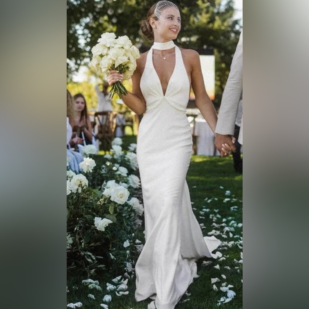 Elegant White Mermaid Satin Wedding Gown with V neck